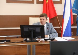 Олег Плынов провел оперативное совещание администрации