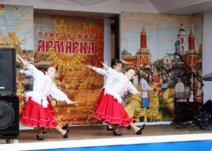 На территории храма Покрова Пресвятой Богородицы в с.Карпово Раменского г.о. состоялась ежегодная Покровская ярмарка