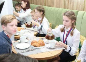 Сергей Артамонов и Ульяна Лягинская – юные чемпионы-каратисты