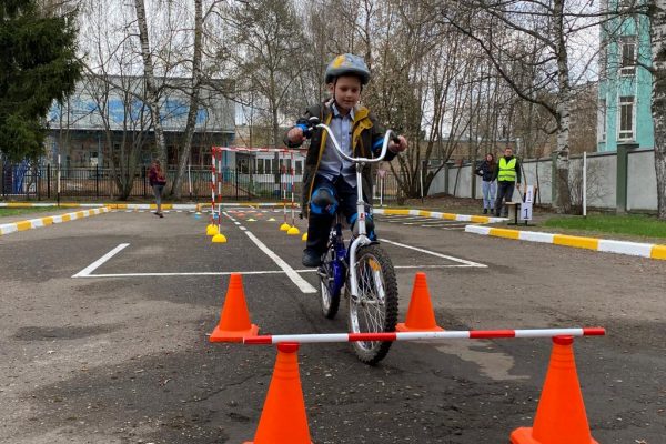 Конкурс «Безопасное колесо» провели для детей в Раменском