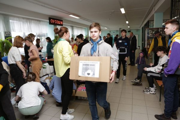 Школьники из Раменского подключились к акции «Доброе дело» для помощи Донбассу