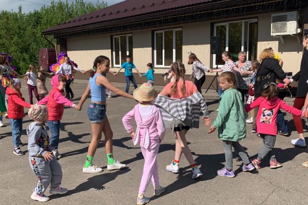 Праздник для детей провели в ДК Кузяевский