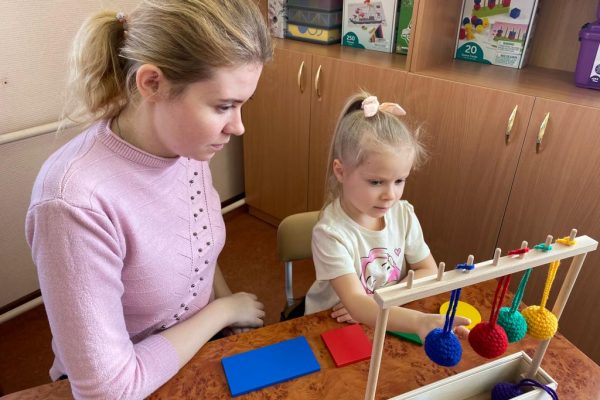 Служба психолого-педагогической и консультативной помощи родителям действует в Подмосковье