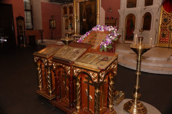 Полицейские МУ МВД «Раменское» вернули иконы, похищенные из храма в Раменском