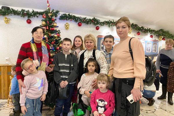 «Путешественники» из ДК «Лель» посетили Уголок дедушки Дурова