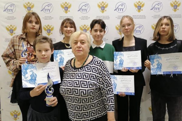Театральная студия «Синяя птица» стали лауреатами и дипломантами фестиваля «Синяя птица Гжели — 2022»