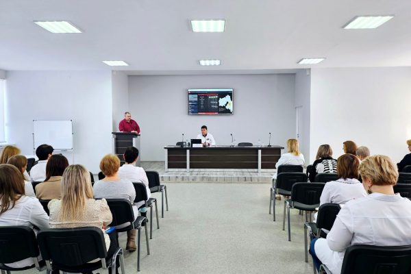Главный врач Раменской больницы Сергей Маркитан провел еженедельное совещание