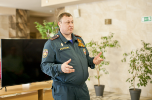 Инспекторы отдела надзорной деятельности и профилактической работы провели встречу с представителями общественности